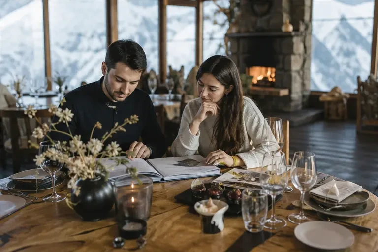 Design details and table setting for “Wedding event in Gudauri” in Gudauri