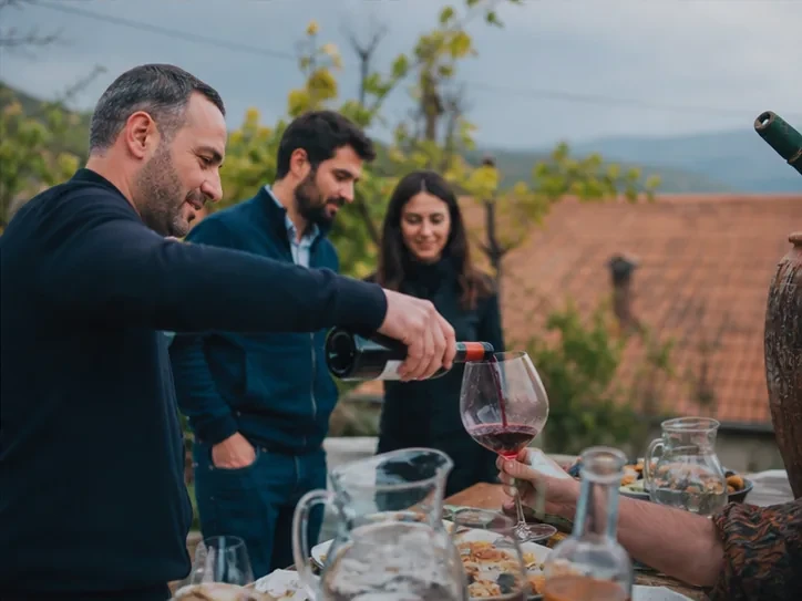 Design details and table setting for “Event planning in Sighnaghi” in Sighnaghi