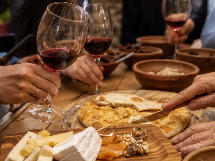Design details and table setting for “Food and wine programme in Sighnaghi” in Sighnaghi
